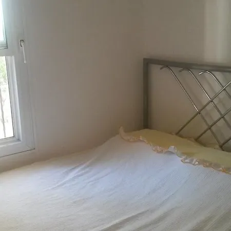 Merkez Mustakil Bahce Kati Daire 2+1 * Datça
